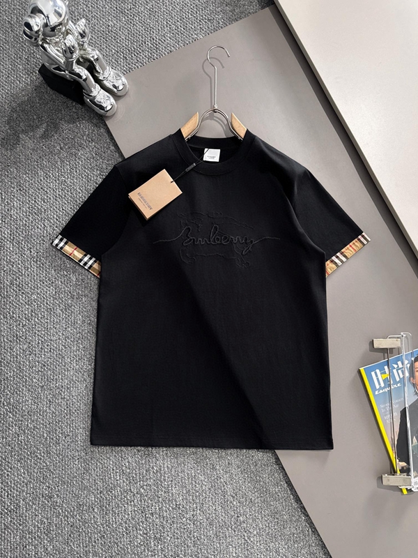 ブランドTシャツ正面デザイン